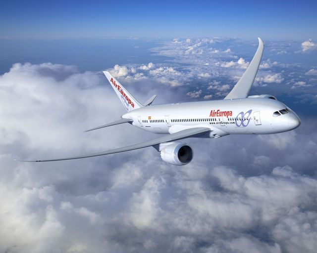 Air Europa распродает дешевые билеты